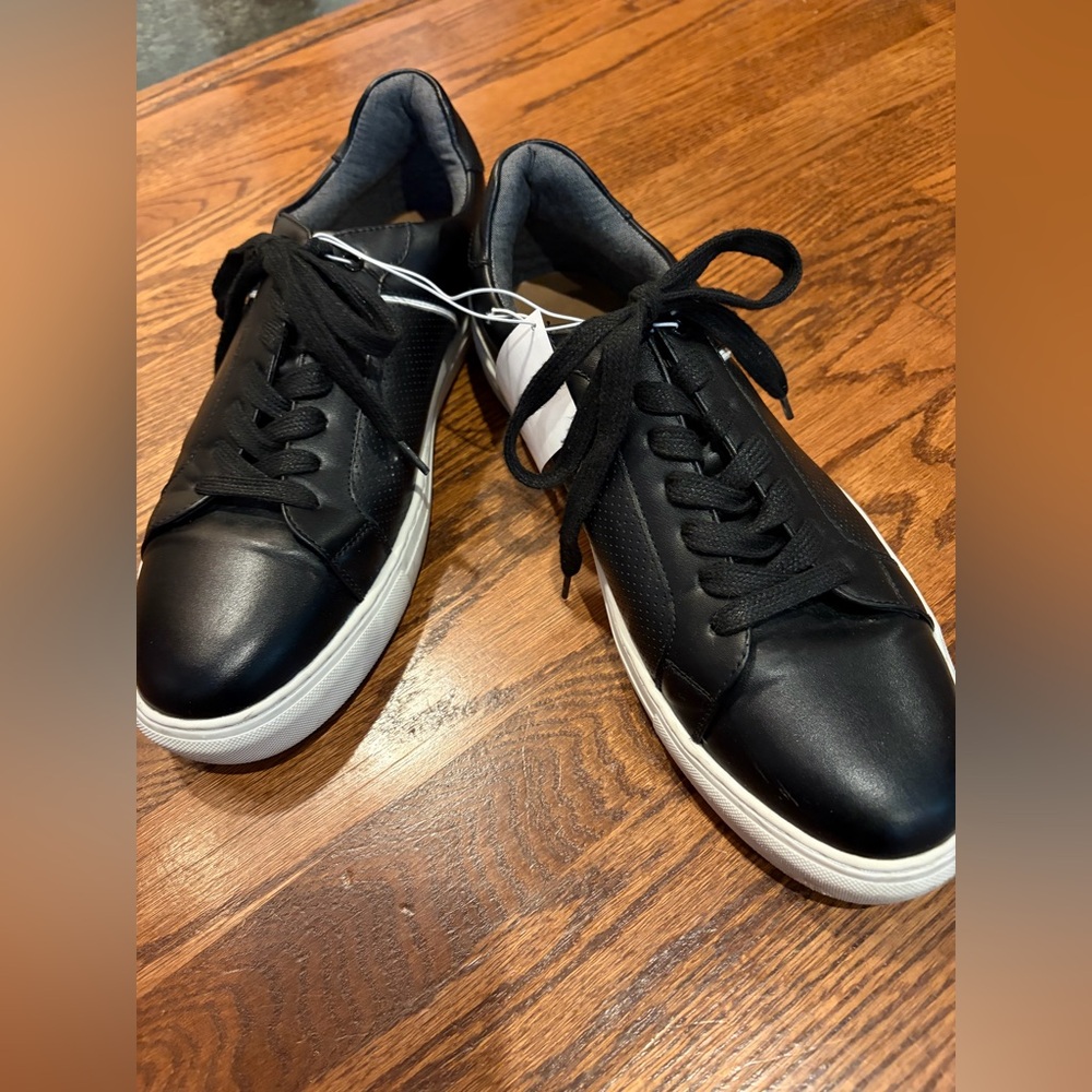 Steve Madden Black Leather Sneakers for Men